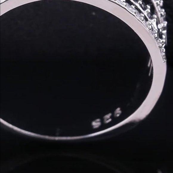 Twist Ethnic Black&White stone Micro Paved ring - Picture 3 of 6